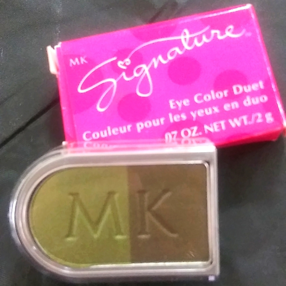 Mary Kay Eye Color Duet. -Jungle-